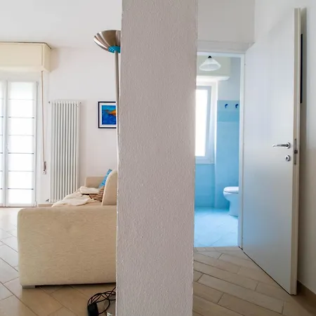 Delfino Blue Apartment Rapallo