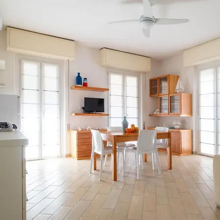Delfino Blue Apartment Rapallo